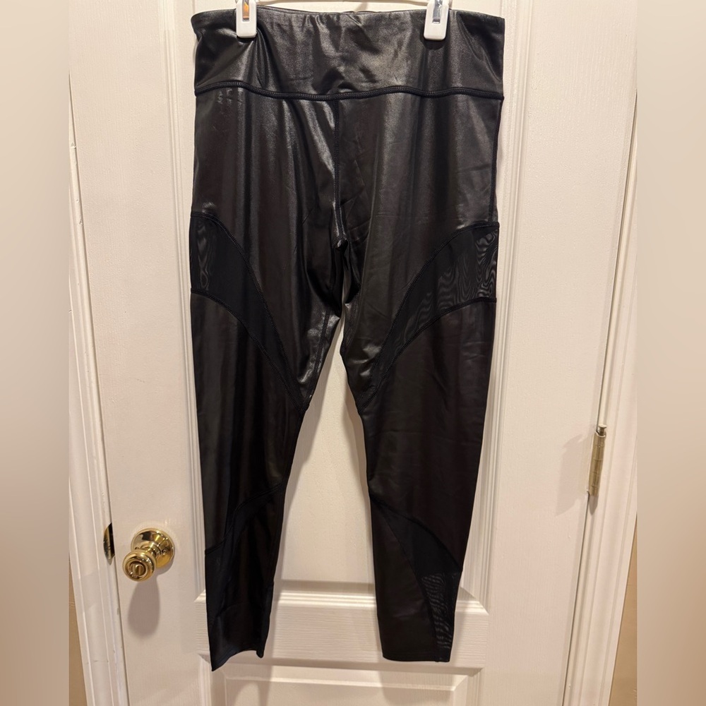 Kimberly C workout set - top and bottom